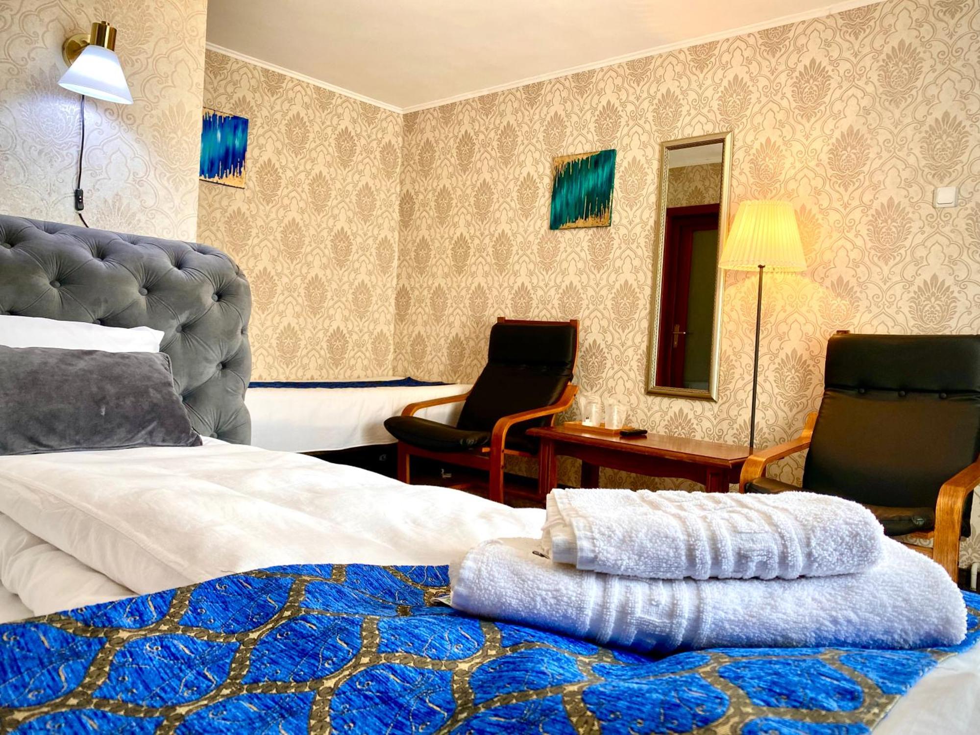 Casa Topazz Târgu Jiu Eksteriør billede